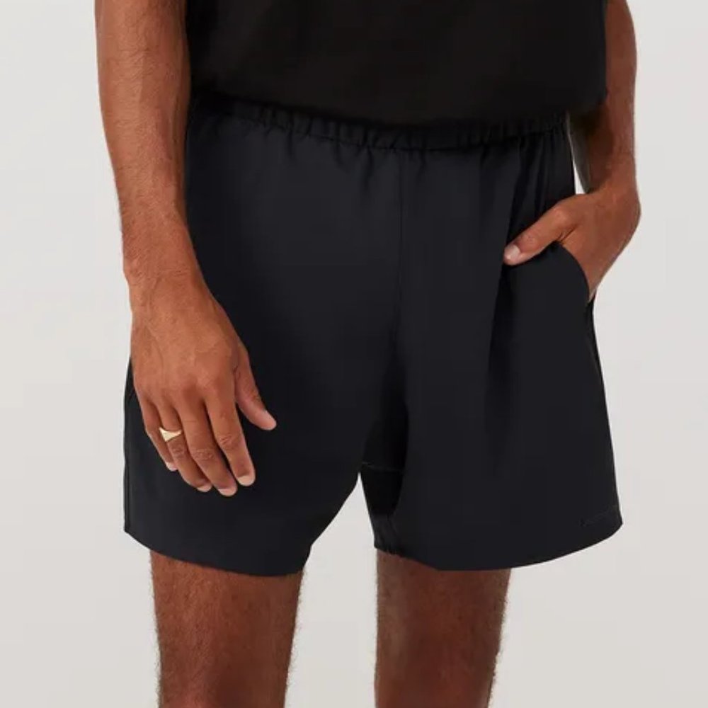 Outdoor Voices Men's High Stride 5" Short with Pockets Black Small NWT - Picture 5 of 14